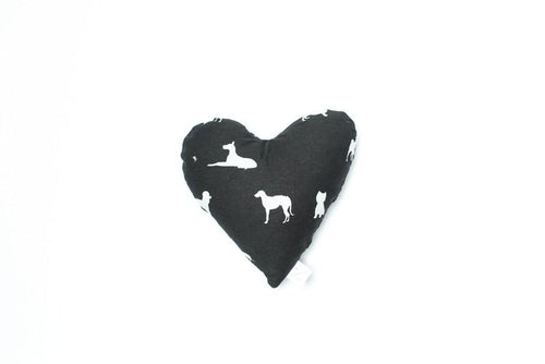 MOG AND BONE PRINTED HEART SOFT TOY BLACK DOG